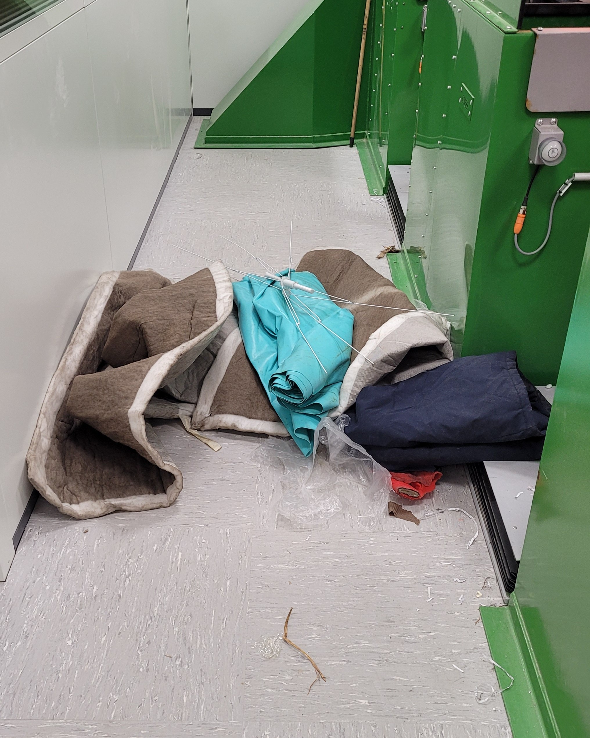 Couverture et parapluie